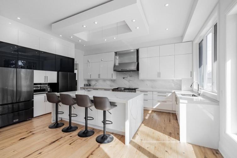Executive Room In Toronto Next To Yorkdale Shopping Centre Eksteriør bilde